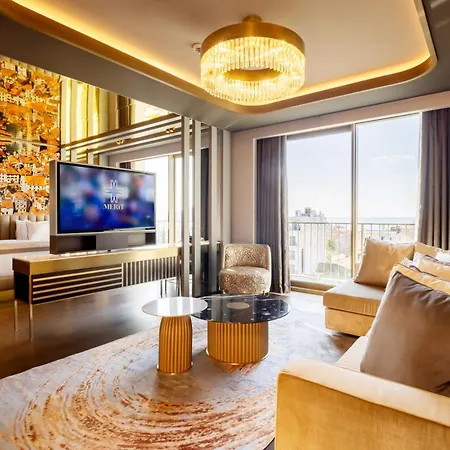 Hotel Merit Starlit & Residences 5*