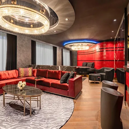 Merit Starlit & Residences מלון