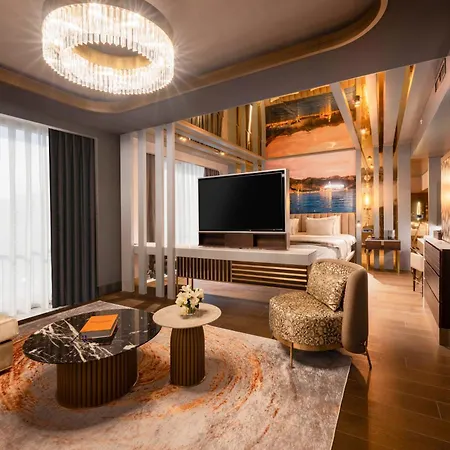 Merit Starlit & Residences בודווה