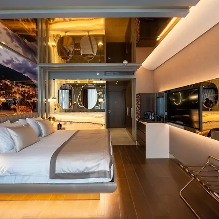 Merit Starlit & Residences בודווה