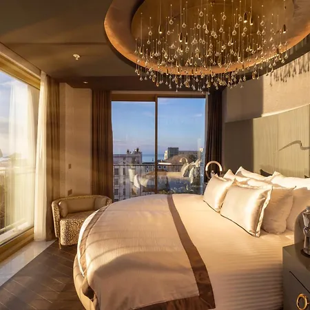 Merit Starlit & Residences בודווה